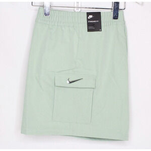 Nike Sportswear Women's Cargo Shorts Green Mint Chino Pull On Elastic Waist XL